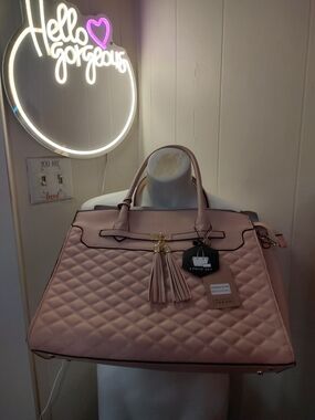 Stylish Dazzle  Vegan Quilted Tote Bag - Pink